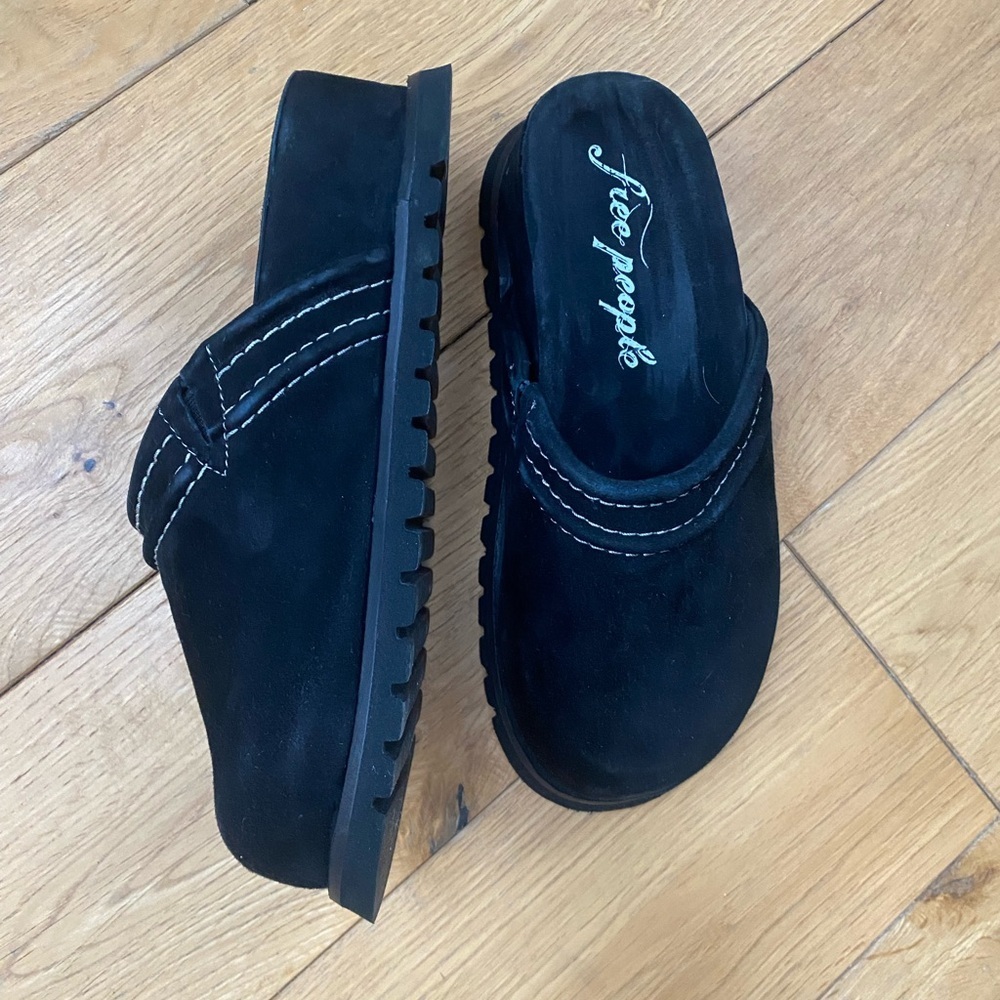 Free People Milo Everyday Mules in black​ - Picture 3 of 10